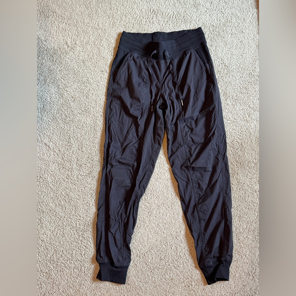 Lululemon Dance Studio Mid Rise Jogger Women’s Size 6